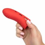 Despre acest Stimulator Clitoris Marvelous Arouser CalExotics Femininul Stimulator Clitoris Marvelous Arouser CalExotics iti ofera plaere incredibila ce iti va inmuia genunghii! Vibratorul de deget complet autonom va fi cu siguranta noul tau accesoriu secret cu stimulare precisa si vibratii cu acoperire completa. Marvelous Arouser de la CalExotics iti indeplineste toate fanteziile cu 10 functii de vibratie si textura poroasa. Forma conturata a vibratorului pentru deget si siliconul ultra-moale sunt facute pentru ca tu sa-ti poti explora cu usurinta toate zonele intime sensibile. Suprafata texturata si corpul conturat va permit sa simtiti vibratii palpitante din orice unghi doriti. Gasiti setarea preferata prin atingerea simpa a unui buton in timp ce parcurgeti 10 functii puternice de vibratie, pulsatie si escaladare. Marvelous Arouser este reincarcabil USB ceea ce va permite sa imbratisati pana la 55 de minute de placere, la viteza ridicata sau 75 de minute de stimulare la intensitate redusa. Incarcati-va Vibratorul de deget in numai 1 ora conectand cablul USB furnizat la portul de incarcare autosigilat de pe spatele stimulatorului clitoris. Dimensiunile reduse si compacte il face partenerul perfect de calătorie, permitandu-va sa imbratisati placere radianta oriunde va duc fanteziile. Caracteristici Stimulator Clitoris: Diametru: 3.75 cm Lungime: 10 cm Material: Silicon 10 functii puternice de vibratie Reincarcabil USB Timp de incarcare: 1 ora Timp de joc: 75 minute Culoare: Portocaliu