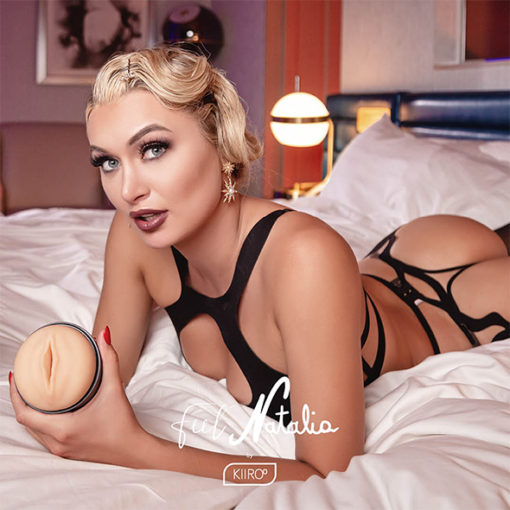 Masturbator FeelNatalia Keon by KIIROO - imagine 3